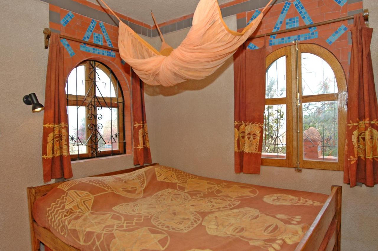 Sobo Bade Hotel Тубаб Диалау Екстериор снимка