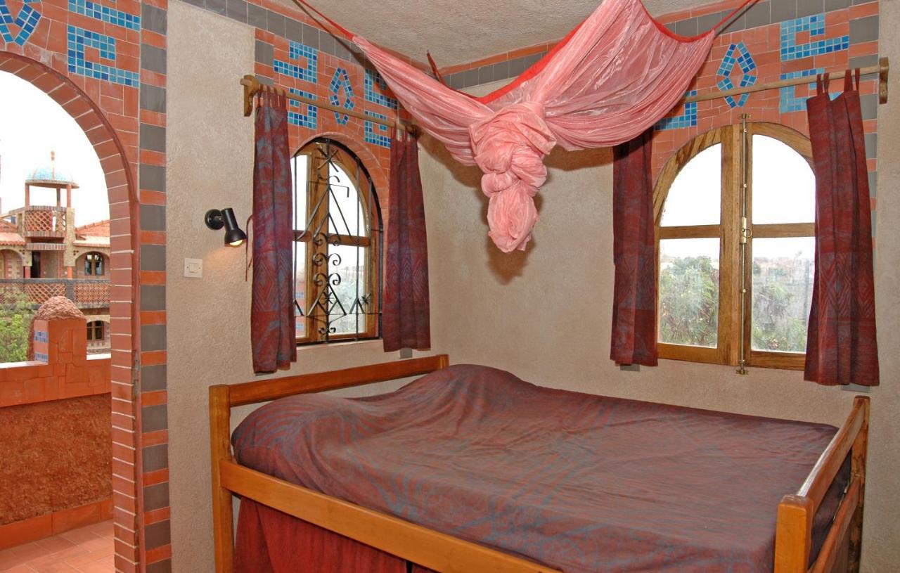 Sobo Bade Hotel Тубаб Диалау Екстериор снимка
